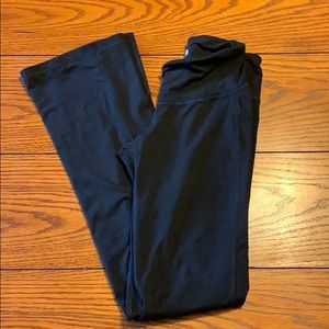 Old Navy Black workout pants in great condition!